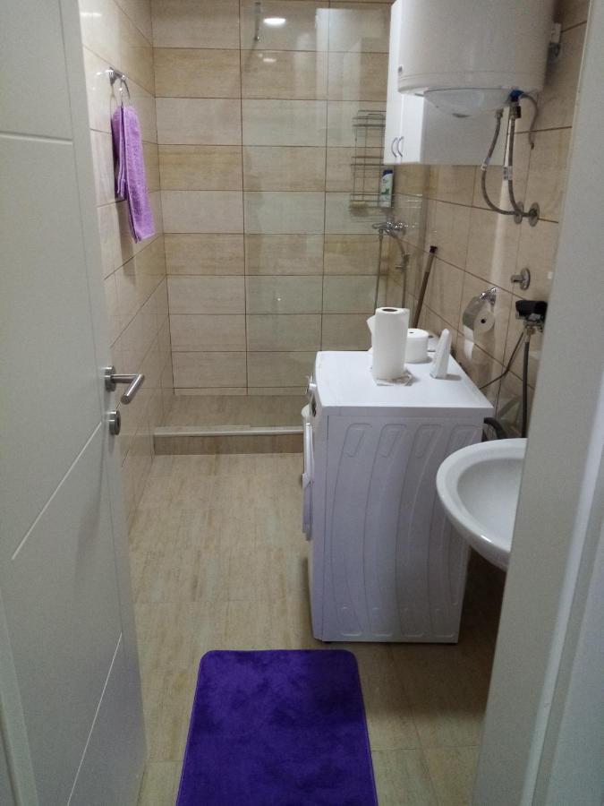 Apartman Maca Pirot Eksteriør billede